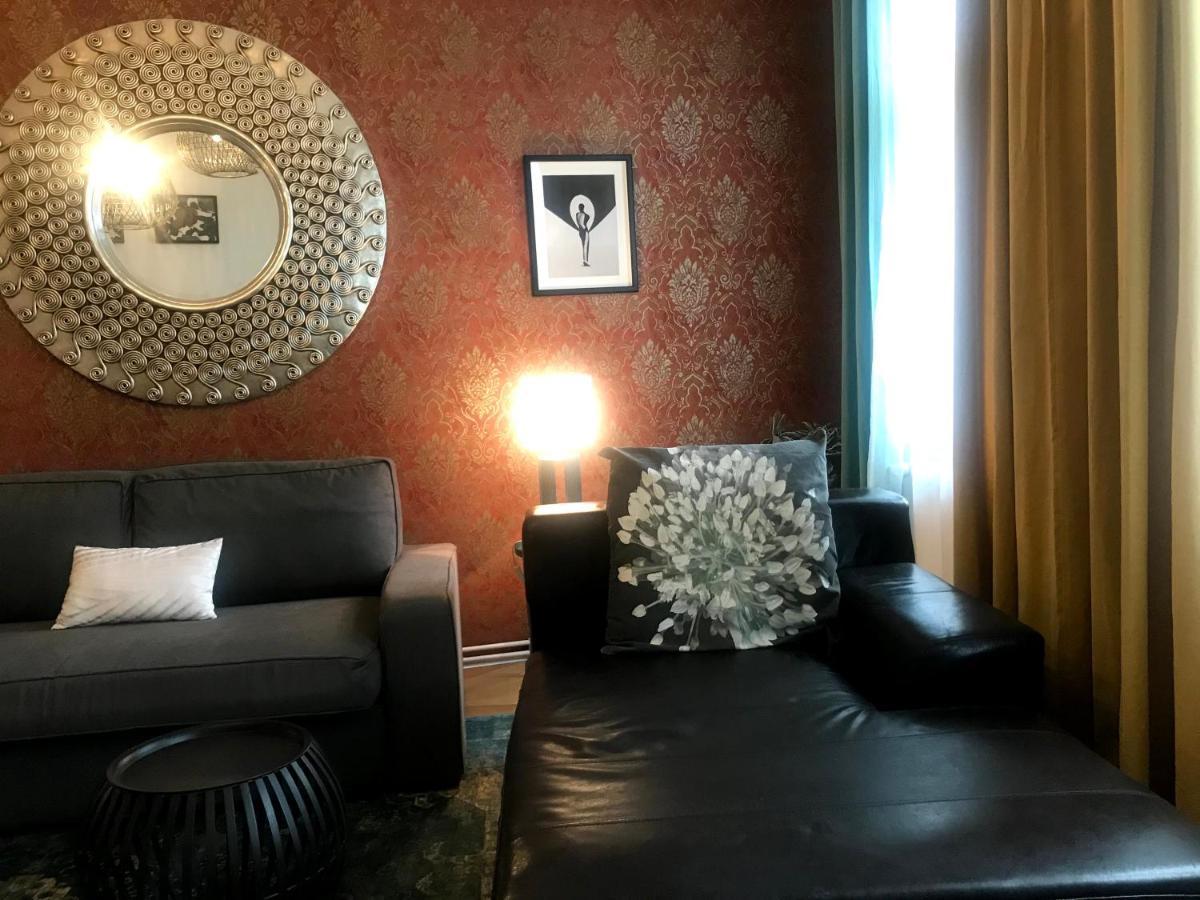 Outstanding In Center Apartament Praga